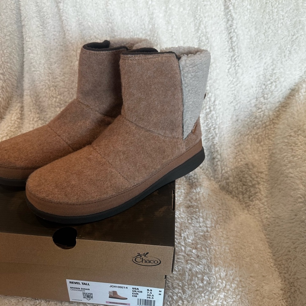 Chaco Tan and Gray Winter Boots
